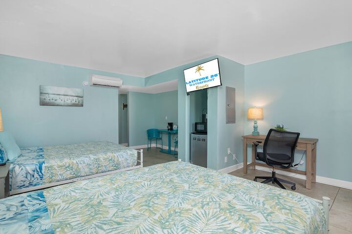 Room 52 of 77