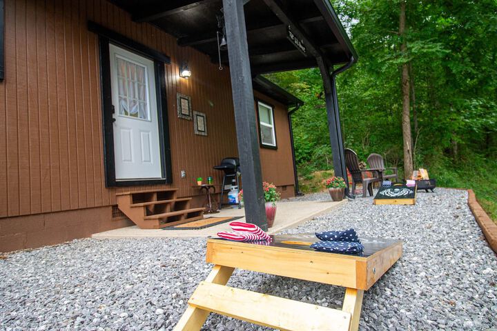 The Lil House