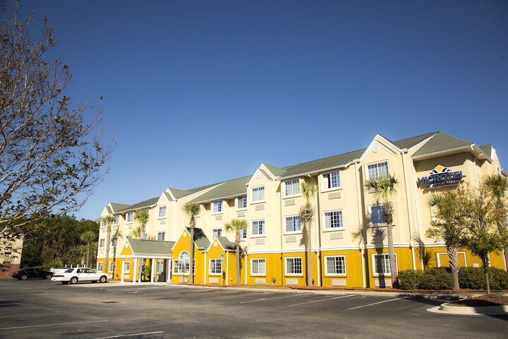 Microtel Inn & Suites by Wyndham Panama City