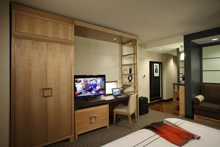 Room 14 of 29