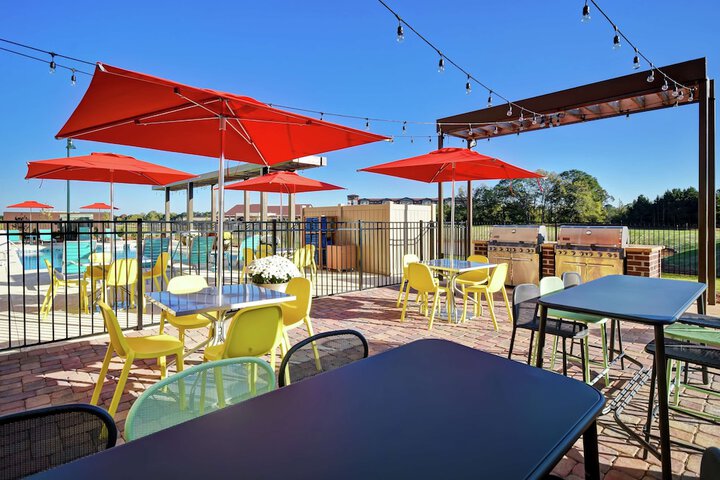 Terrace/Patio 44 of 45
