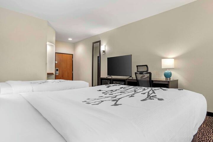 Room 7 of 36