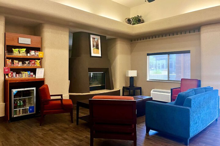 Hotel Interior 7 of 36