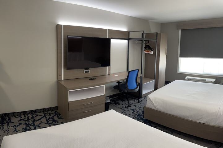 Room 18 of 45