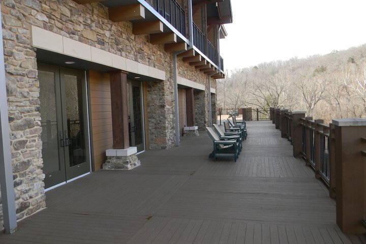 Hotel 12 of 124