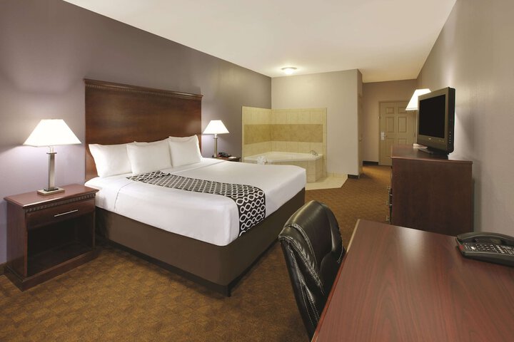 Room 20 of 28
