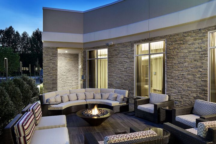 Terrace/Patio 33 of 35
