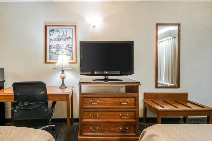 Room 19 of 24
