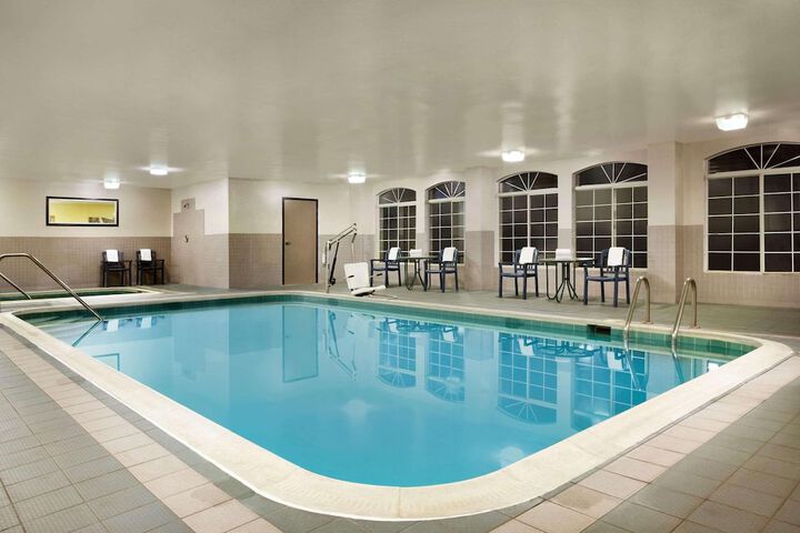 Country Inn & Suites by Radisson Lexington, VA