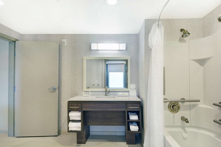 Home2 Suites by Hilton Raleigh Durham Airport RTP