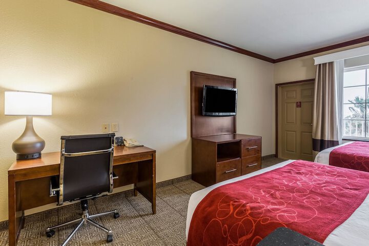 Room 20 of 47
