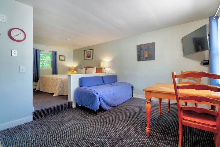 Room 18 of 40
