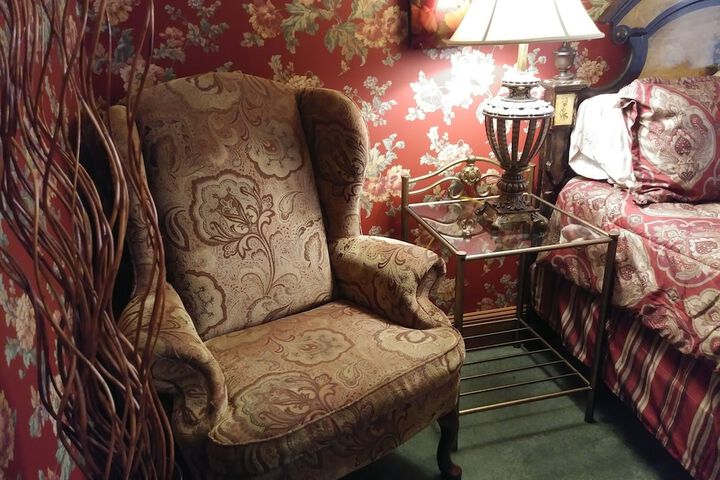 Room 18 of 60
