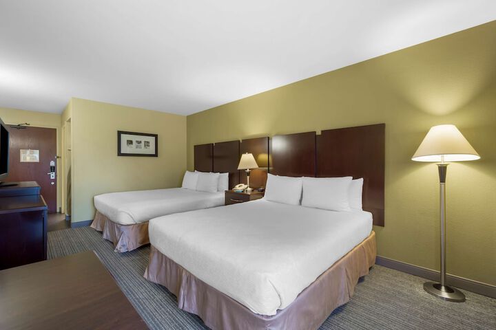 Room 18 of 40