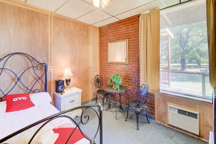 Room 51 of 55