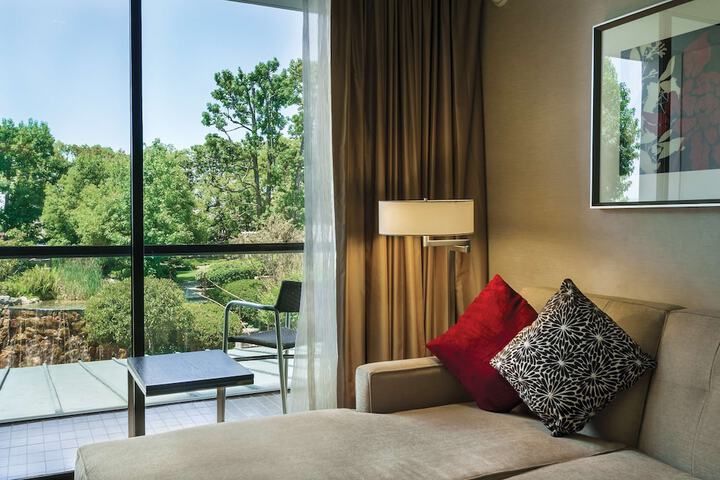 Room 40 of 115
