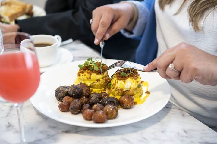 Breakfast/Coffee Service 51 of 61