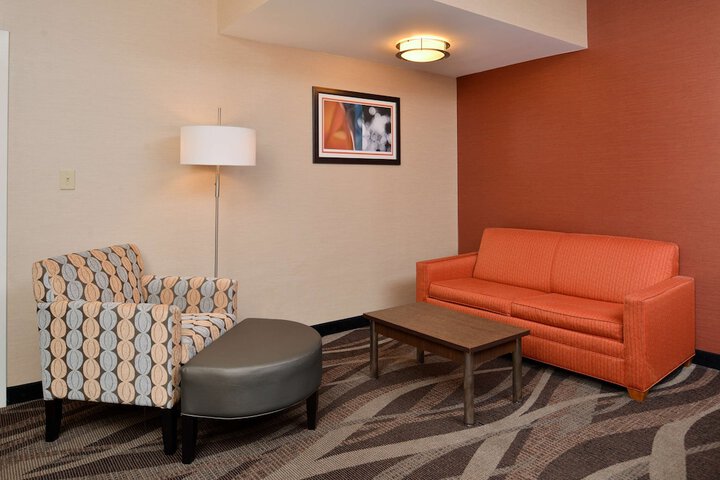 Room 34 of 44
