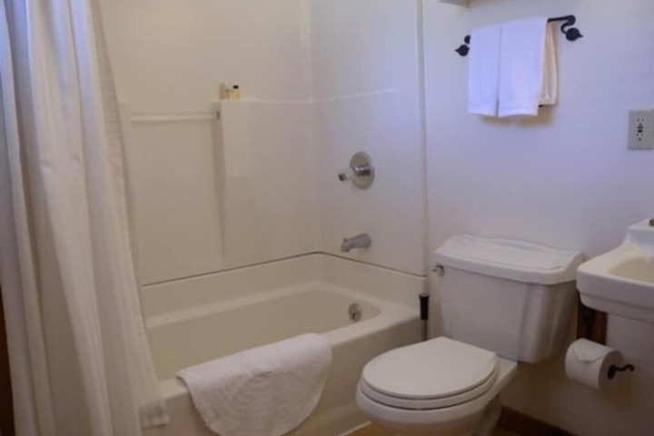 Hotel Interior 103 of 141