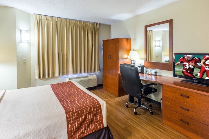 Room 29 of 38