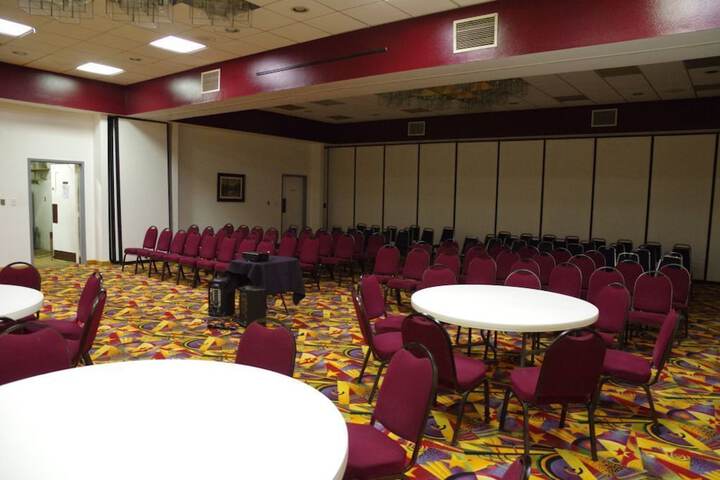 Douglas Inn & Conference Center