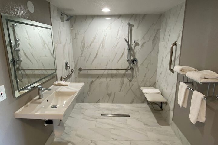 Room 13 of 25