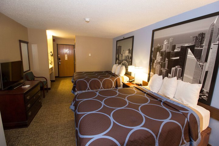 Super 8 by Wyndham Chicago OHare Airport