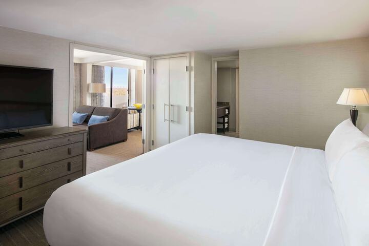 Room 25 of 67