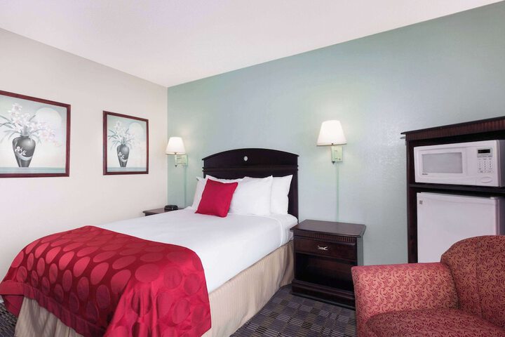 Ramada by Wyndham Pelham