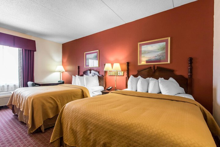 Room 15 of 25