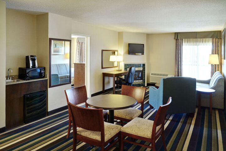 Room 19 of 42