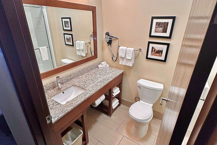 Room 12 of 20