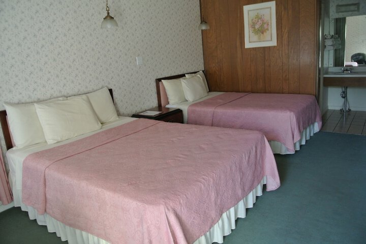 Room 43 of 61