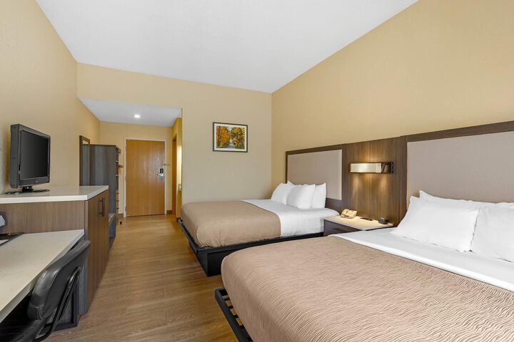 Quality Inn & Suites Bellville - Mansfield