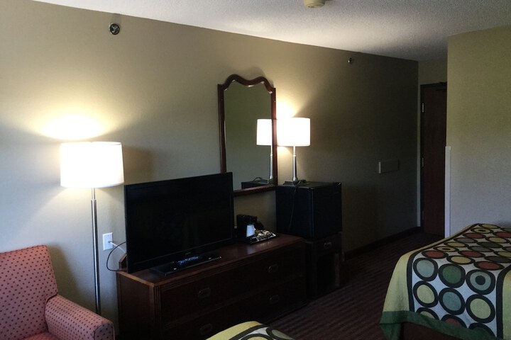 Room 42 of 53