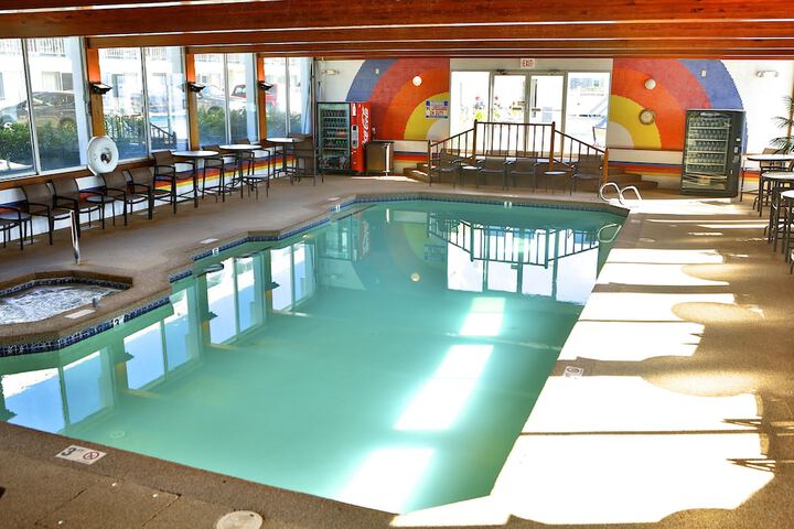 Pool 34 of 137