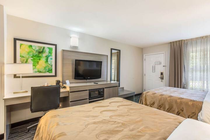 Room 44 of 58