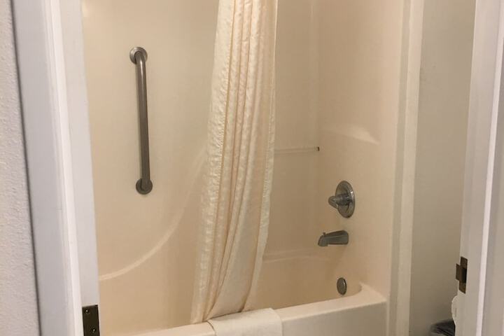 Room 18 of 41