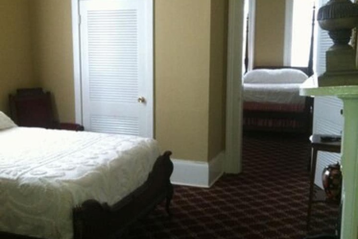 Room 45 of 49