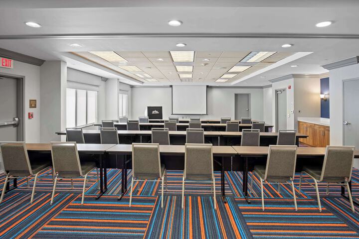 Hampton Inn & Suites Murfreesboro