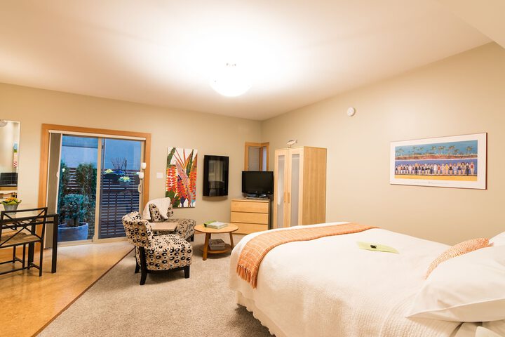 Room 15 of 27