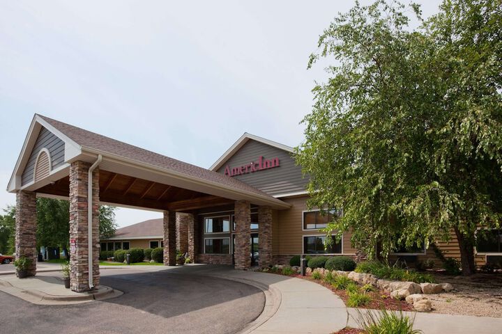 Hotel 3 of 53