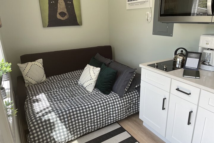 Room 46 of 65