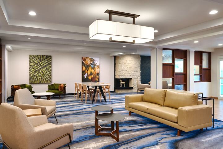 Hotel Interior 8 of 38