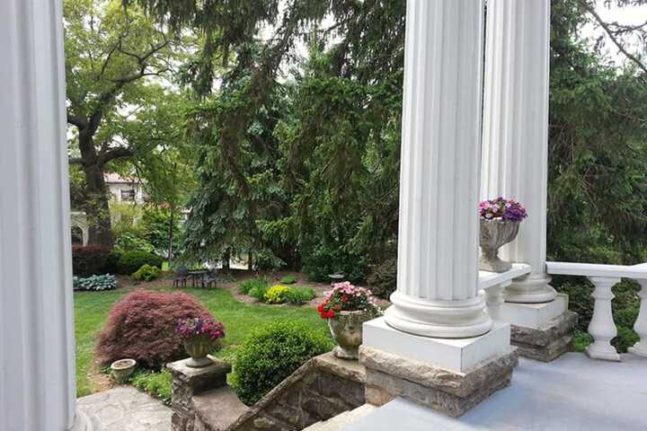 Albemarle Inn