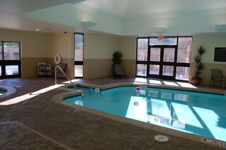 Pool 4 of 21
