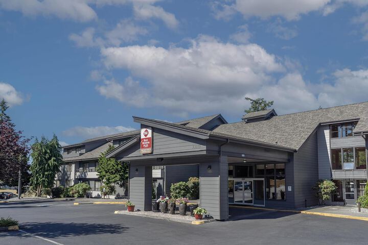 Best Western Plus Oak Harbor Hotel & Conference Center