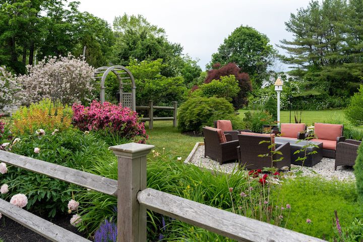 1802 House Bed and Breakfast