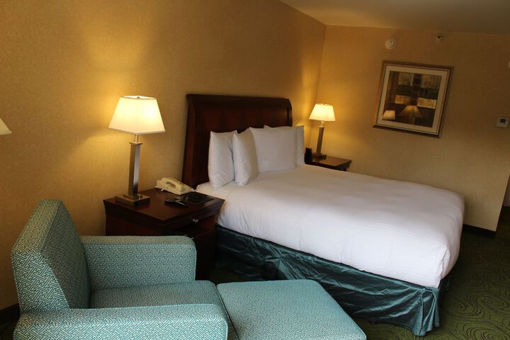 Room 17 of 39