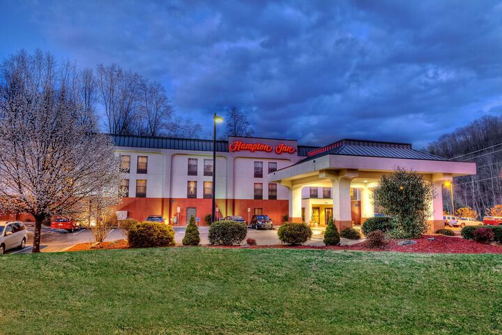 Hampton Inn Marion